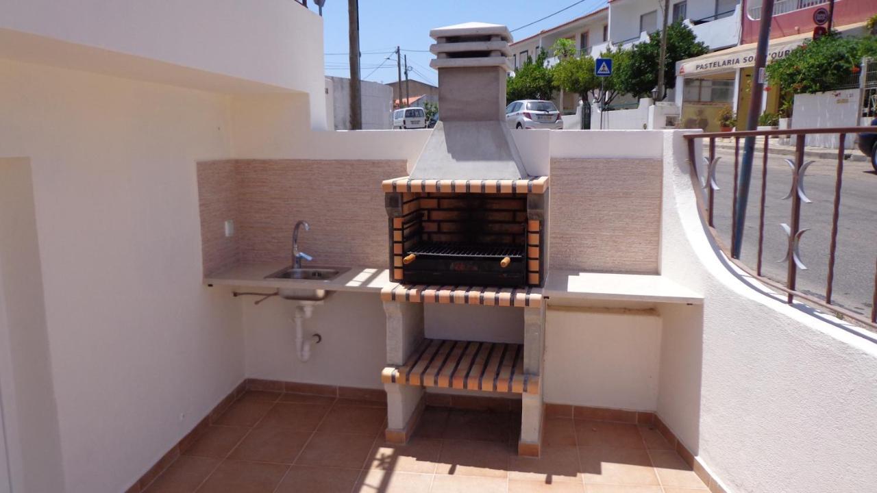 Nunes Apartments Mexilhoeira da Carregacao Ngoại thất bức ảnh