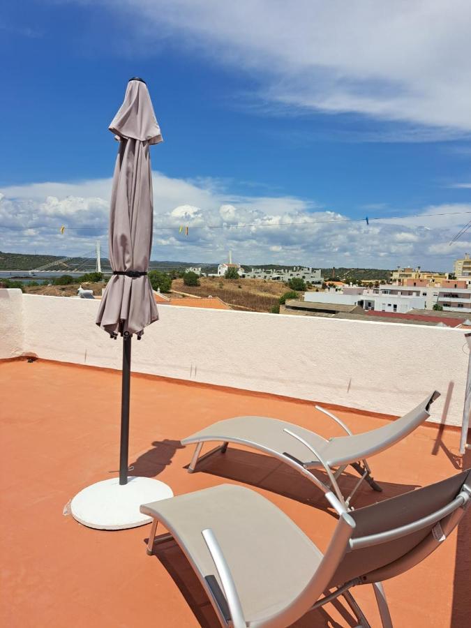 Nunes Apartments Mexilhoeira da Carregacao Ngoại thất bức ảnh